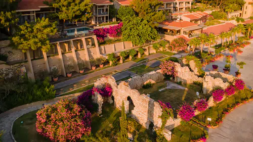 Martı Hemithea Hotel Club Mistral: Gastronominin, Müziğin ve Sosyal Paylaşımın Buluştuğu Özel Mekân!