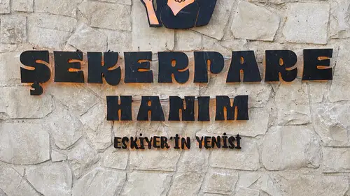 Bodrum'da Lezzet ve Eğlencenin Adresi: Şekerpare Hanım Kapılarını Açtı!
