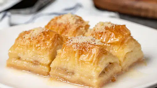 Sütlü Nuriye Tatlısında Yumurta Kullanılır Mı?
