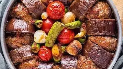 Fırında Nefis Lokum Gibi Pişen Patlıcan Kebabının Tarifi!