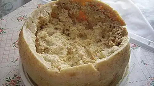 Peynirde Sınır Tanımayan Lezzet: Hem Beğeniliyor Hem de Tuhaf Bulunuyor!