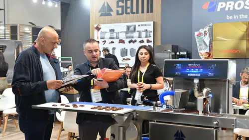 Gıda Üretiminde Rekabet: Saatte 11 Bin Ürün ve 5 Saniyede 8 Dilim Başarı Duyurusu!