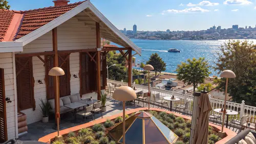 Boğaz'ın Eşsiz Manzarasında Yeni Bir Mekan: HuQQabaz Garden ile Gününüzü Renklendirin!