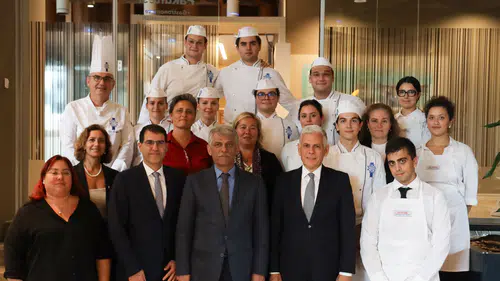 Özyeğin Üniversitesi'nde Yapay Zeka ve Turizm İlişkisi Üzerine Bakan Yardımcısı Nadir Alpaslan'dan Çarpıcı Açıklamalar!