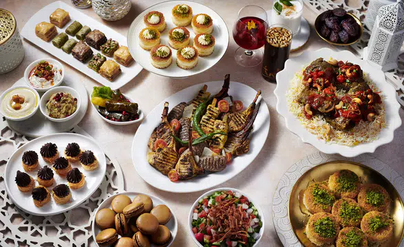 Emirates, Ramazan Ayı İçin Özel İkramlar ve Hizmetler Sunuyor!