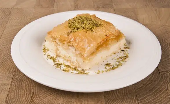 Yunanlar Laz Böreğine Sahip Çıktı!