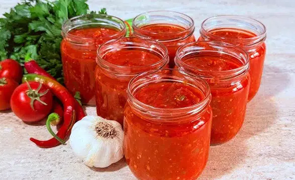 Kahvaltıya Lezzet Katacak Domates Sosu Tarifi!