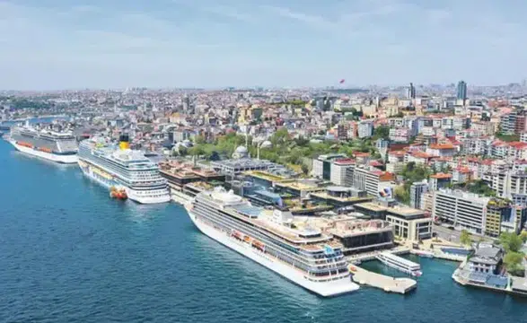 Kruvaziyer Turizmi Tarih Yazdı: 756 Bin Yolcu ile Üç Yılda Üç Kat Büyüdü!