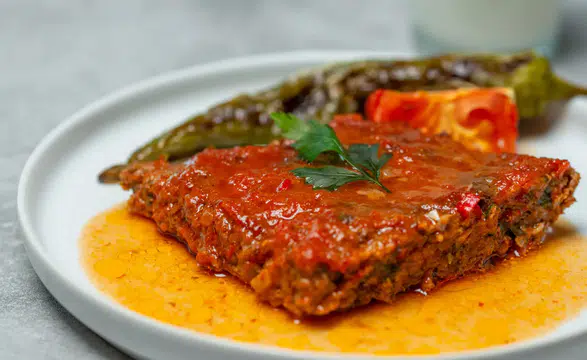 Hatay’ın Eşsiz Tepsi Kebabı Tarifi...