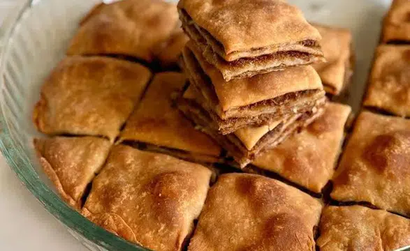 Kıymalı Kömbe: Geleneksel Lezzetin Pratik Tarifi!