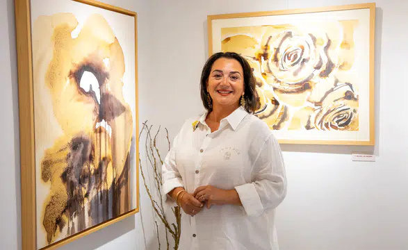 Neslihan Yetişkin, Bozcaada'da "Aidiyet Bahçesi" ile Sanatı Yeniden Yaşatıyor!