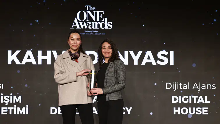 Kahve Dünyası, The ONE Awards'ta Kafe Kategorisinde Zirveye Yerleşti!