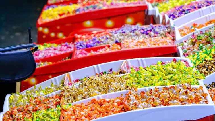 Diyarbakır'da Yarım Asırlık Bayram Geleneği "Bayram Sokağı" ile Yeniden Canlanıyor!