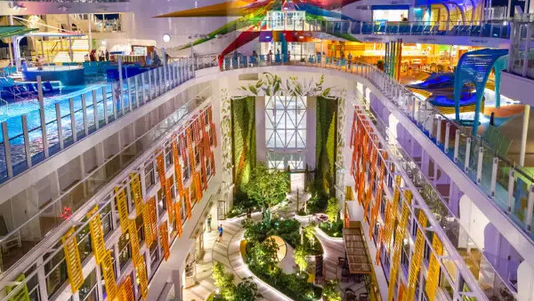 Royal Caribbean, Yeni Efsanevi Gemisini İlk Kez Akdeniz Suya İndiriyor!