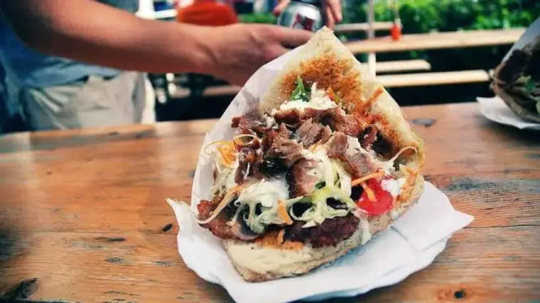 Türk Döneri Tescilsiz Kaldı,  Almanlar Kazandı!