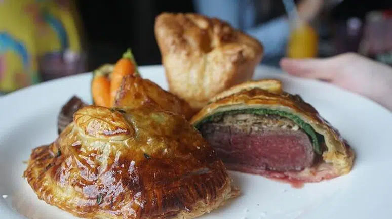 BEEF WELLİNGTON TARİFİ: Beef Wellington nasıl yapılır, püf noktaları neler?