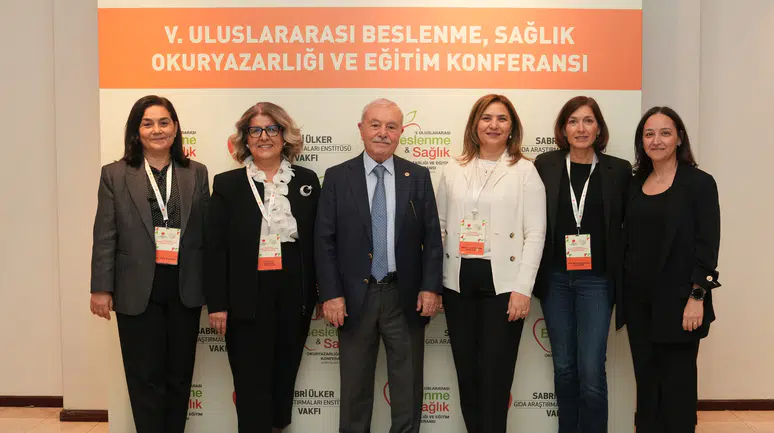 Sabri Ülker Vakfı, Gıda ve Beslenme Alanındaki Yanlış Algıları Uluslararası Konferansta Tartıştı