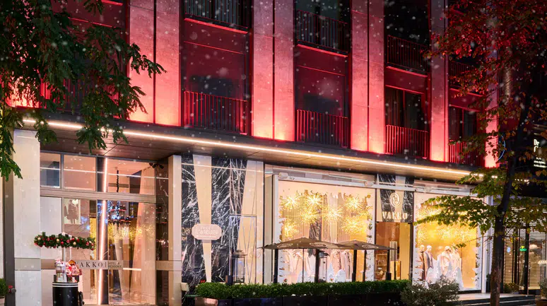 Yılbaşı Coşkusunu VAKKO ile Yaşayın: Boğaz ve Nişantaşı’nda Eşsiz Bir Gece!