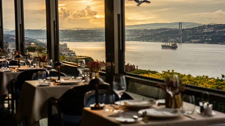 İki Usta Şefin Buluşması: Izaka Terrace'ta 'Four Hands Dinner' Etkinliği