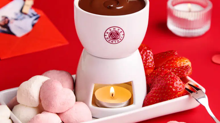 Kahve Dünyası'ndan Aşkın Tadı: Kalpleri Birleştirecek Özel Lezzetler!