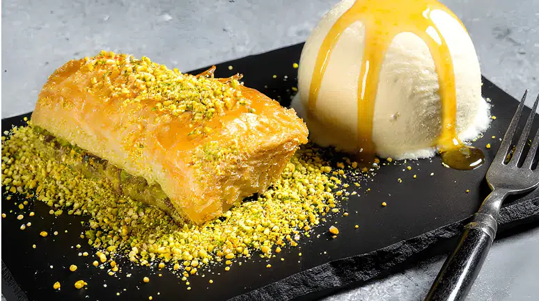 Milk Academy'den Aşçıları Kendine Hayran Bırakan Yenilikçi Dondurma Koleksiyonu!