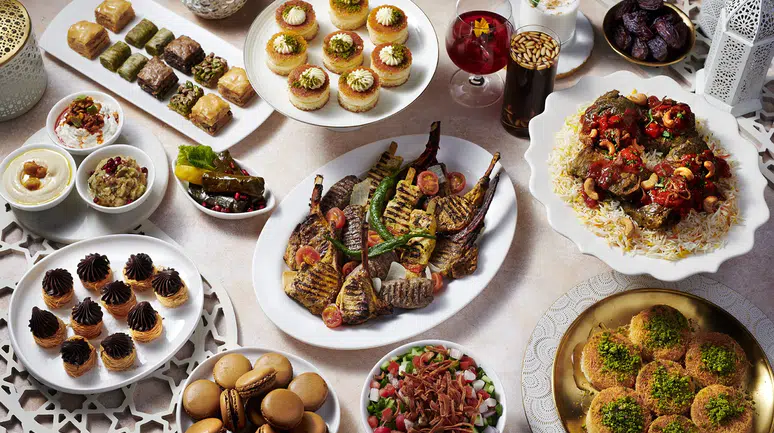 Emirates, Ramazan Ayı İçin Özel İkramlar ve Hizmetler Sunuyor!