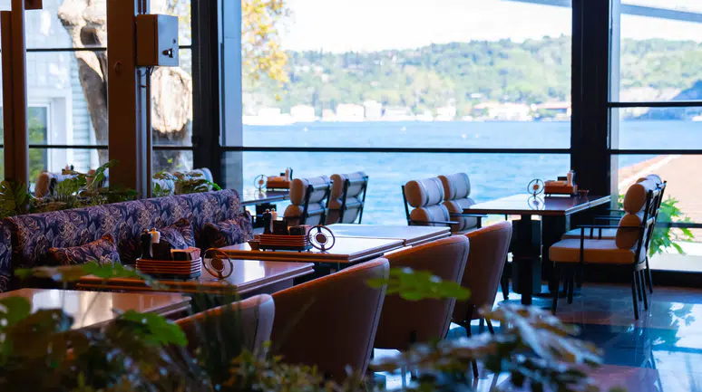 Bayram Coşkusunu Huqqabaz’da Kahvaltı ile Taçlandırın: 15.00’e Kadar Süren Lezzetli Fırsatlar!