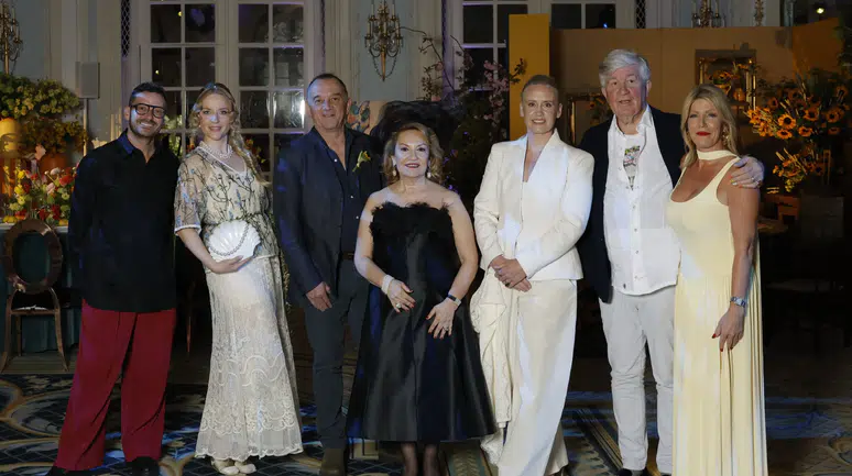 Londra'da İlk Kez Gerçekleşen 'Sofralar Sergisi' Büyük İlgi Gördü