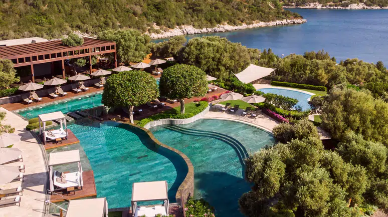 Bodrum, Naked Heart Foundation’ın 10. yıl gala etkinliğine Natalia Vodianova ve Susanne Aşçı Derebey ev sahipliği yaptı.