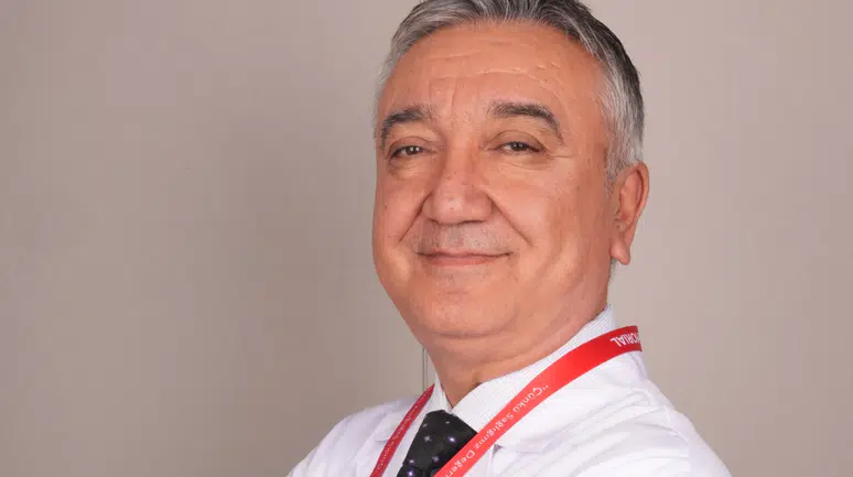 Yaz Aylarında Su Tüketimine Dikkat: Böbrek Sağlığınızı Koruyun!