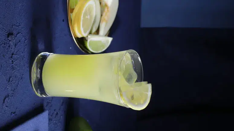 Cafer Erol'un Özel Tarifi: Yaz Sıcağında Rahatlatan Altı Saatte Hazırlanan Geleneksel Limonata!