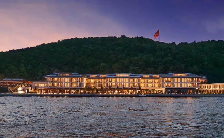 Boğaz'da Parlayan Bir Rüya: Mandarin Oriental Bosphorus, İstanbul’da Yılbaşı İçin Şık Bir Kutlama!