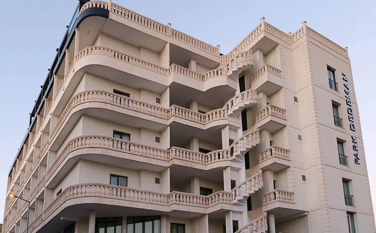 Midyat’ta Misafirperverliğin Yeni Adı: Park Dedeman Kapılarını Açtı!