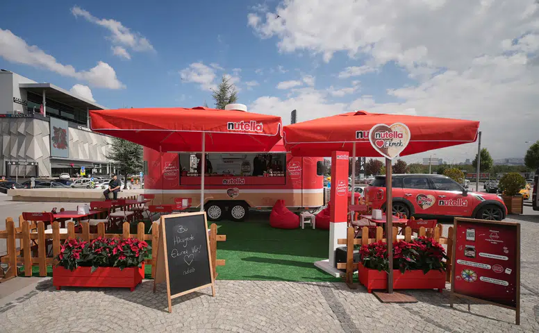 Nutella Cafe İzmir’de Açıldı: Boyoz ve Kumru İle Lezzet Dolu Bir Deneyim!