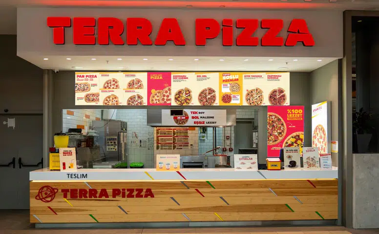 Terra Pizza, Adana Esas 01 Burda AVM’de Yepyeni Bir Şube ile Hizmet Vermeye Başladı