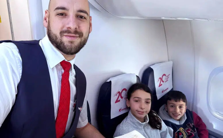 Corendon Airlines Uçaklarında Mangal Lahmacun Fırtınası: Yolcuların Yeni Gözdesi!