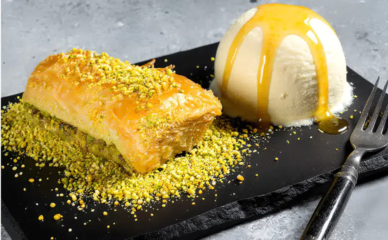 Milk Academy'den Aşçıları Kendine Hayran Bırakan Yenilikçi Dondurma Koleksiyonu!