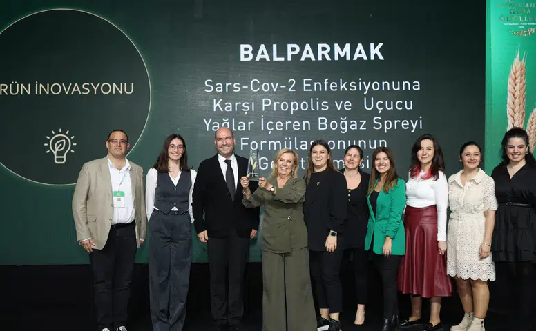 Balparmak’ın Apitera Propolisli Yetişkin Sprey'i, Ürün İnovasyonu Alanında Zirveye Yerleşti!