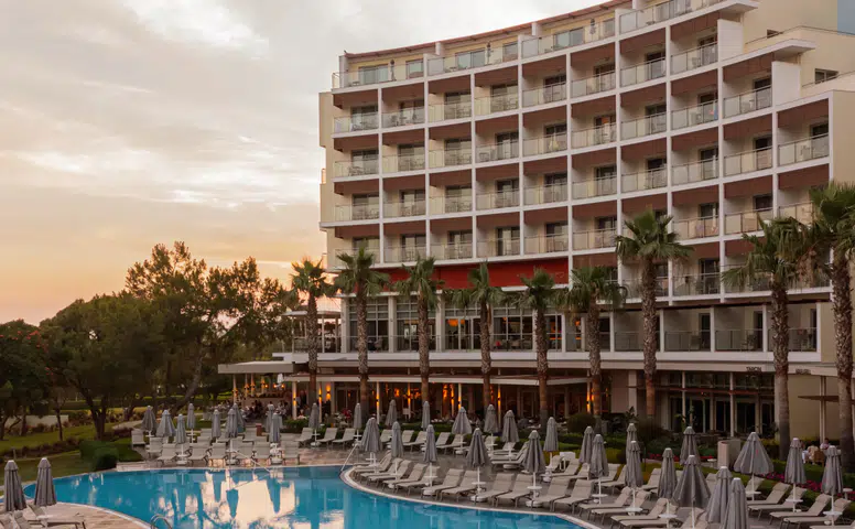 Yeni Sezon AKRA HOTELS’TE Bayram Coşkusu ile Kapılarını Açıyor!