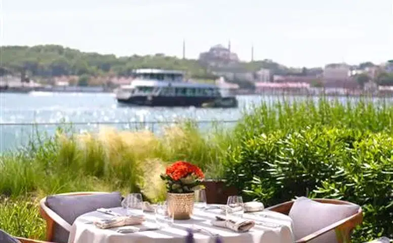 Bayram Sofraları, The Peninsula Istanbul’un Eşsiz Brunch Deneyimi ile Bir Araya Geliyor!