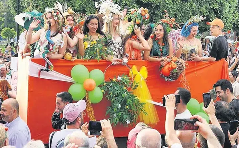 Adana'da Portakal Çiçeği Festivali Renkli Görüntülerle Şenlendi!