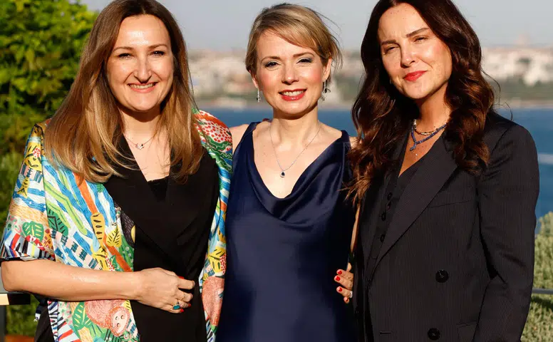 İstanbul'un İhtişamında: THE PENINSULA'DA "GASTRO-WELLNESS MAVİ GECE" Etkinliği ile İyi Yaşam ve Gastronomi Buluştu