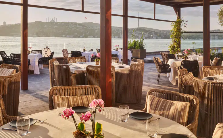 Mandarin Oriental Bosphorus'tan Anneler Günü'ne Özel Şık Bir Deneyim Sunumu!
