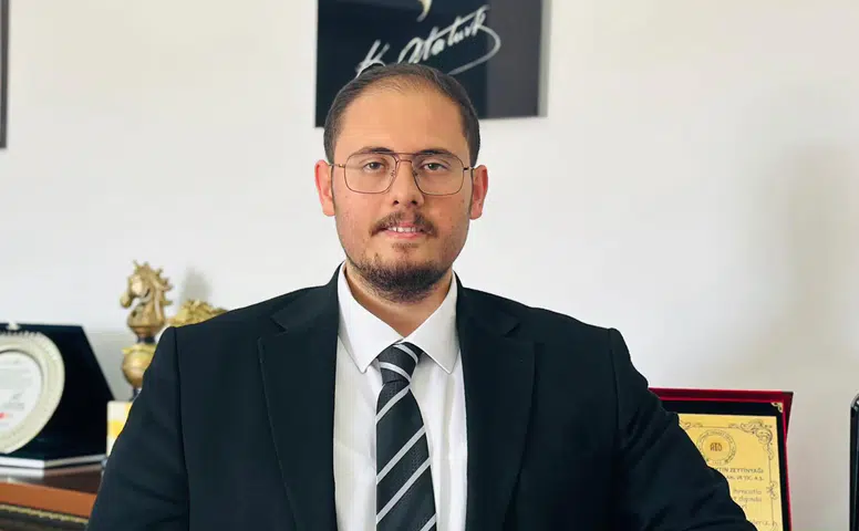 Mustafa Kürlek, Kökleri Zeytinçilik Yönetim Kurulu Başkanı Olarak Yeniden En Genç CEO Ödülünü Kazandı!