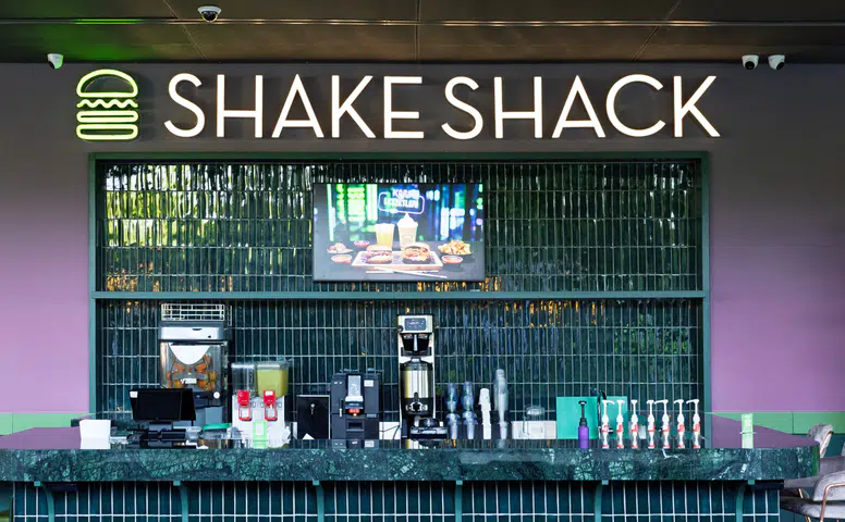 Zorlu Alışveriş Merkezi'nde Shake Shack Rüzgarı: Şehrin Yeni Tat Duraklarıyla Tanışın!