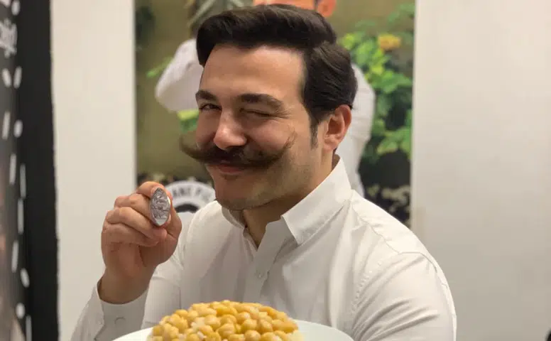 Türkiye'nin En Büyük Pilav Kazanında 16 Ton Yemek Hazırlanıyor!