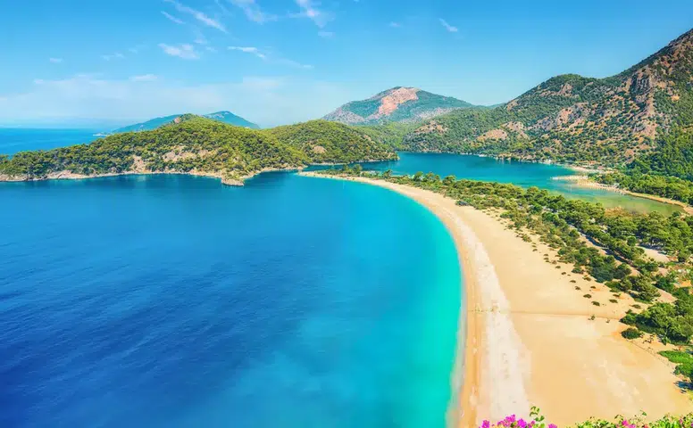 ENUYGUN.com'dan Yaz Tatili Rehberi: Türkiye'nin En Gözde Plaj Destinasyonları