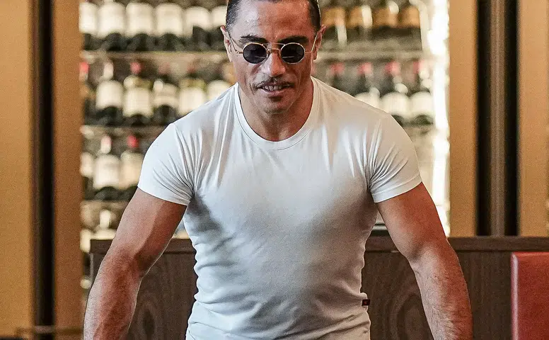 Saltbae, Emaar Square Mall'da Yeni Bir Şube ile Mutfakları Şenlendiriyor!