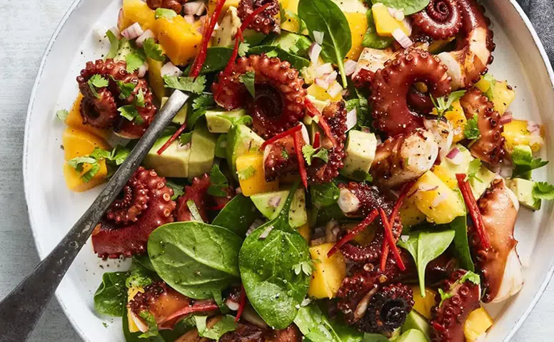 Kolayca Hazırlanabilen Ahtapot Salatası Tarifi!