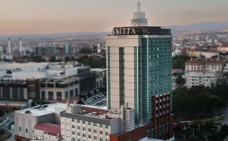 Savaş Balçık, Anitta Otel'i devreye alarak Hilton ile stratejik ortaklık kurdu.